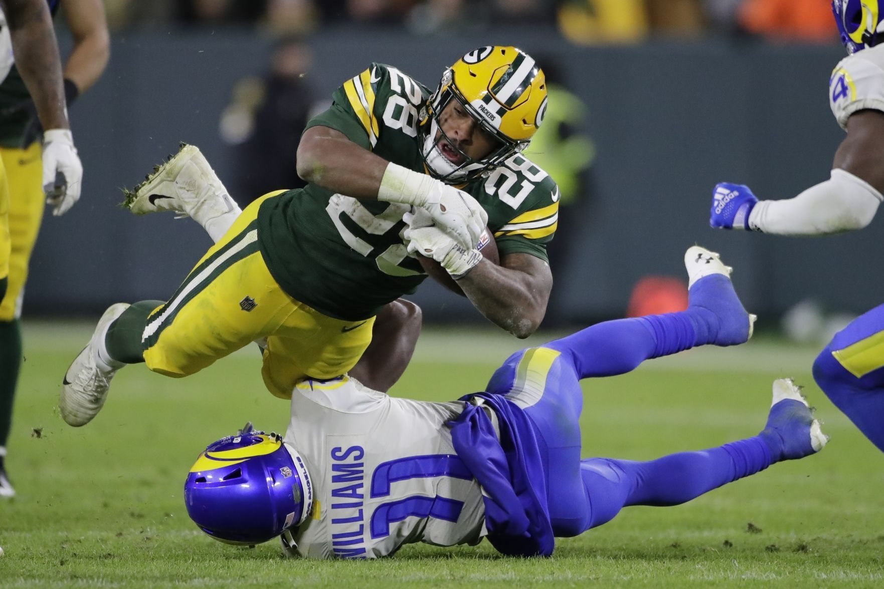 Rams Packers Football